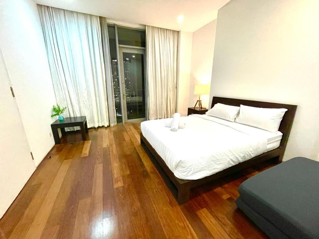 Ferienwohnung 1 Min To Klcc Twin Tower Kuala Lumpur Exterior foto
