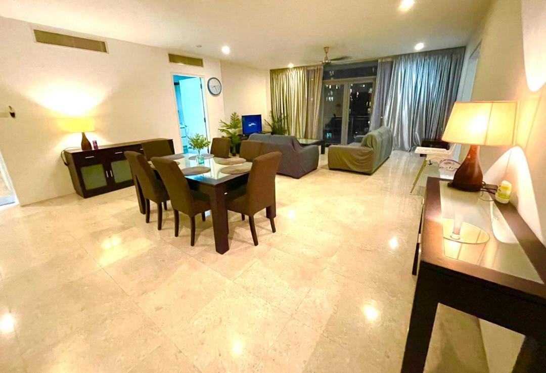 Ferienwohnung 1 Min To Klcc Twin Tower Kuala Lumpur Exterior foto