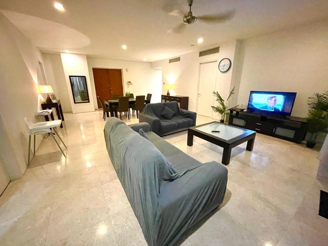 Ferienwohnung 1 Min To Klcc Twin Tower Kuala Lumpur Exterior foto