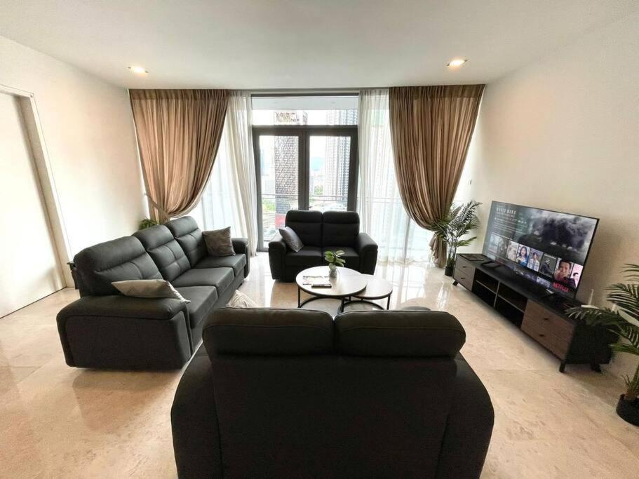 Ferienwohnung 1 Min To Klcc Twin Tower Kuala Lumpur Exterior foto