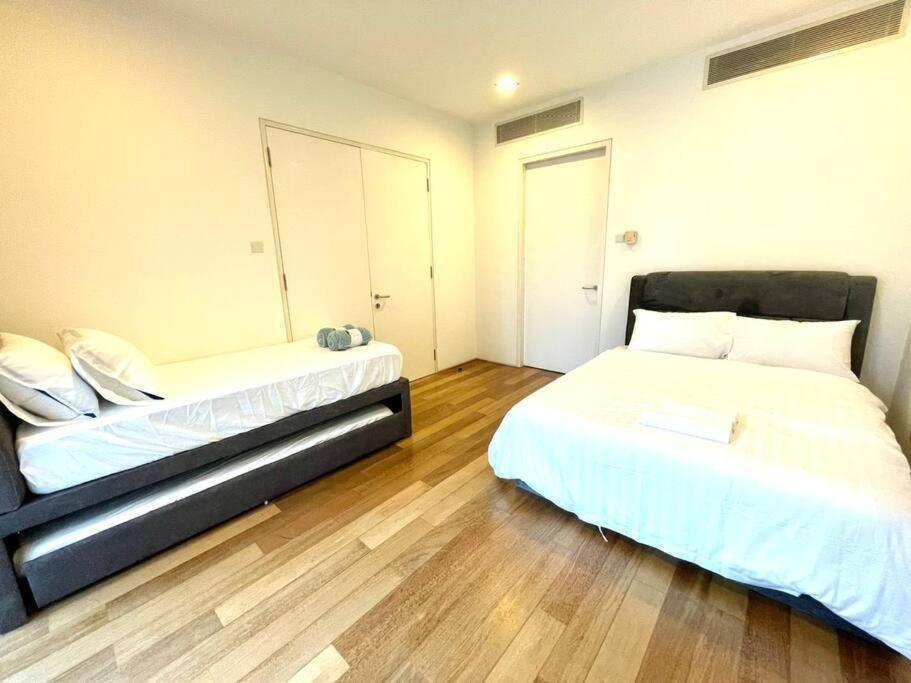 Ferienwohnung 1 Min To Klcc Twin Tower Kuala Lumpur Exterior foto