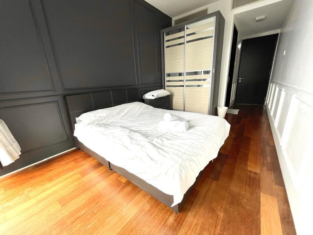 Ferienwohnung 1 Min To Klcc Twin Tower Kuala Lumpur Exterior foto